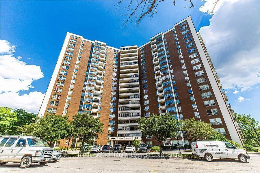 Front of Unit R2-2, 60 Pavane Linkway Boulevard
