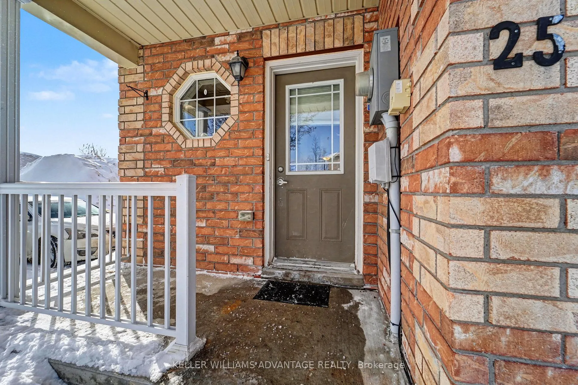 Photo 2 of Unit 25, 25 Southwoods Crescent, Barrie, Holly — HOMEH