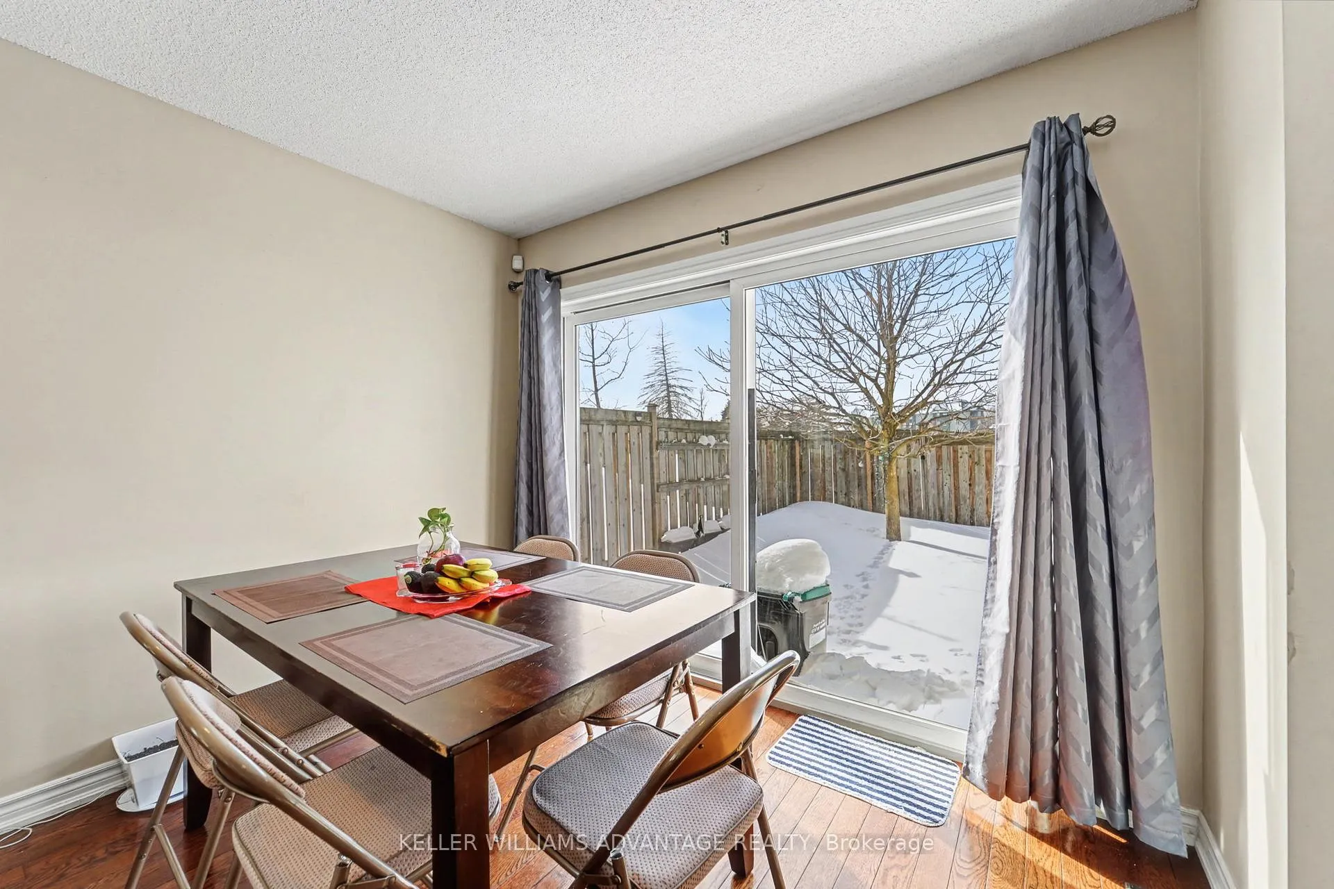 Photo 11 of Unit 25, 25 Southwoods Crescent, Barrie, Holly — HOMEH