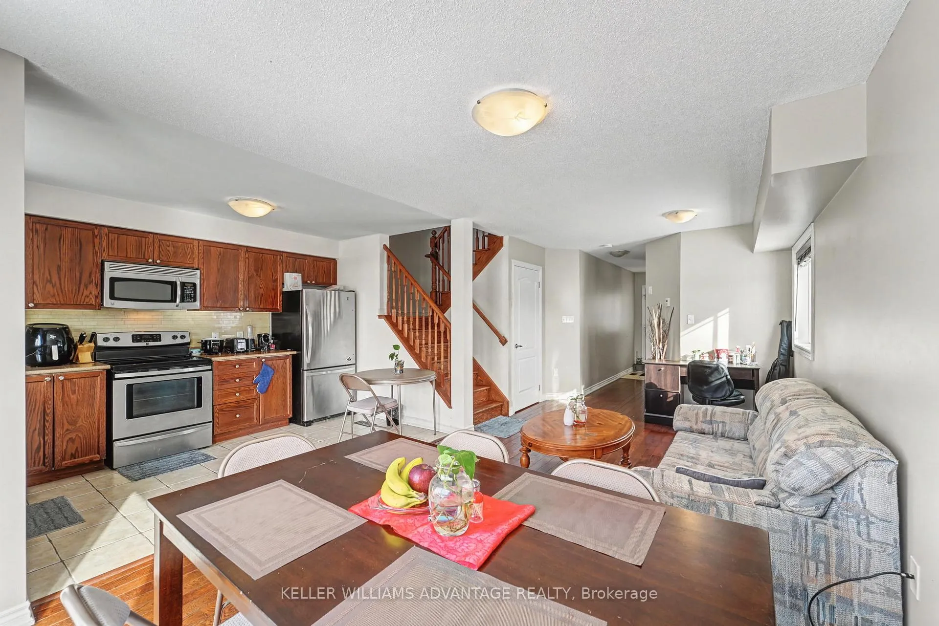Photo 13 of Unit 25, 25 Southwoods Crescent, Barrie, Holly — HOMEH