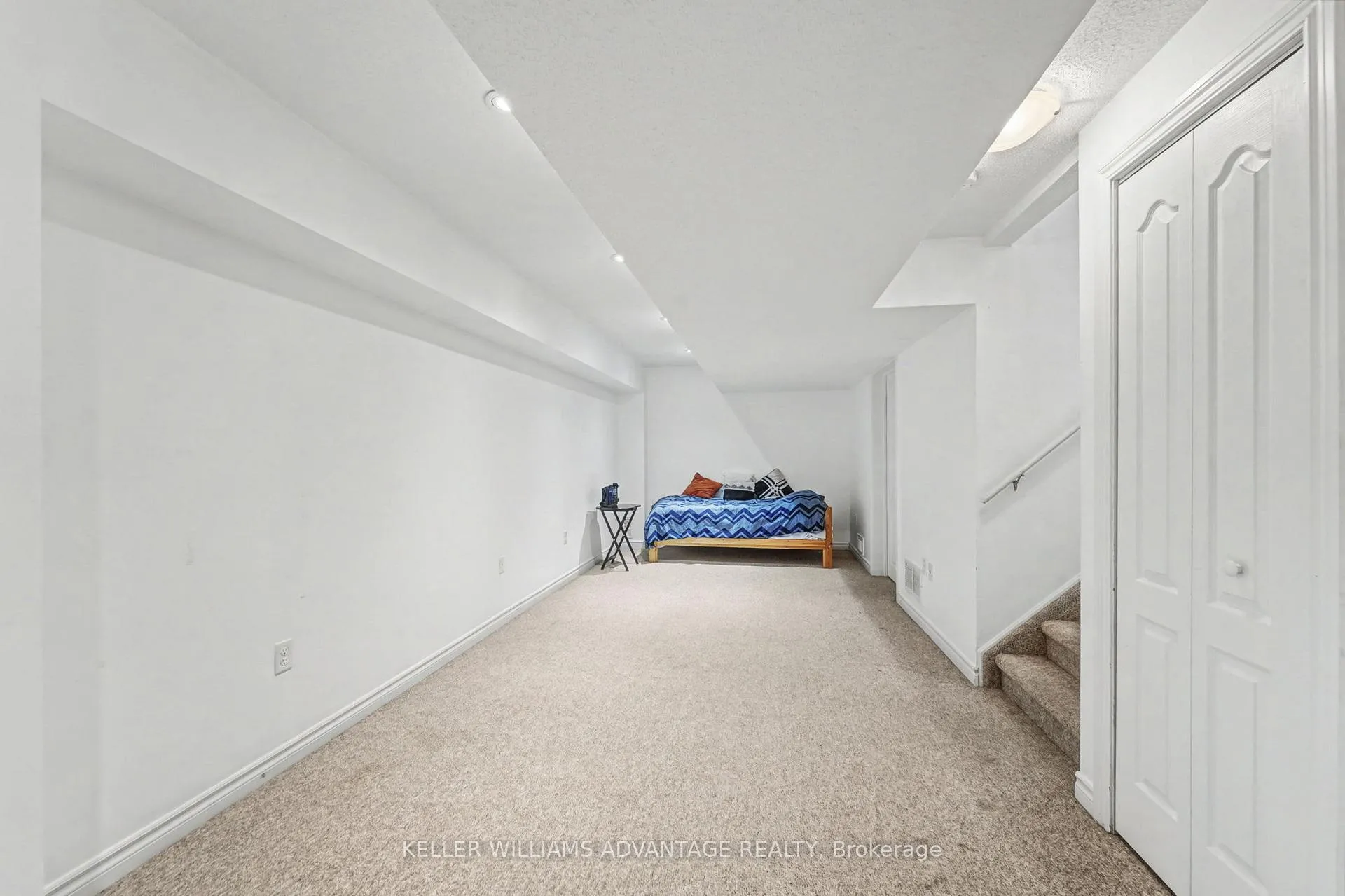 Photo 33 of Unit 25, 25 Southwoods Crescent, Barrie, Holly — HOMEH