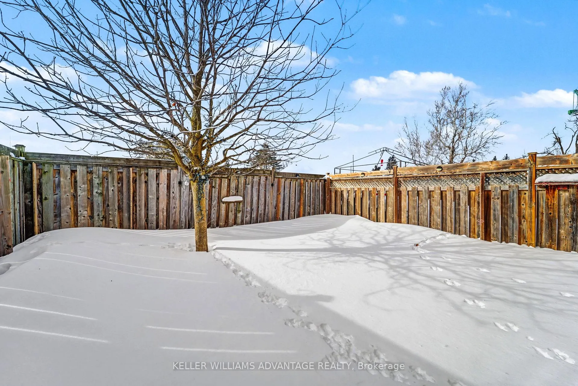 Photo 35 of Unit 25, 25 Southwoods Crescent, Barrie, Holly — HOMEH