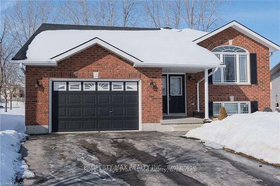 Photo 1 of 12 Christopher Court, Belleville, Belleville Ward — HOMEH