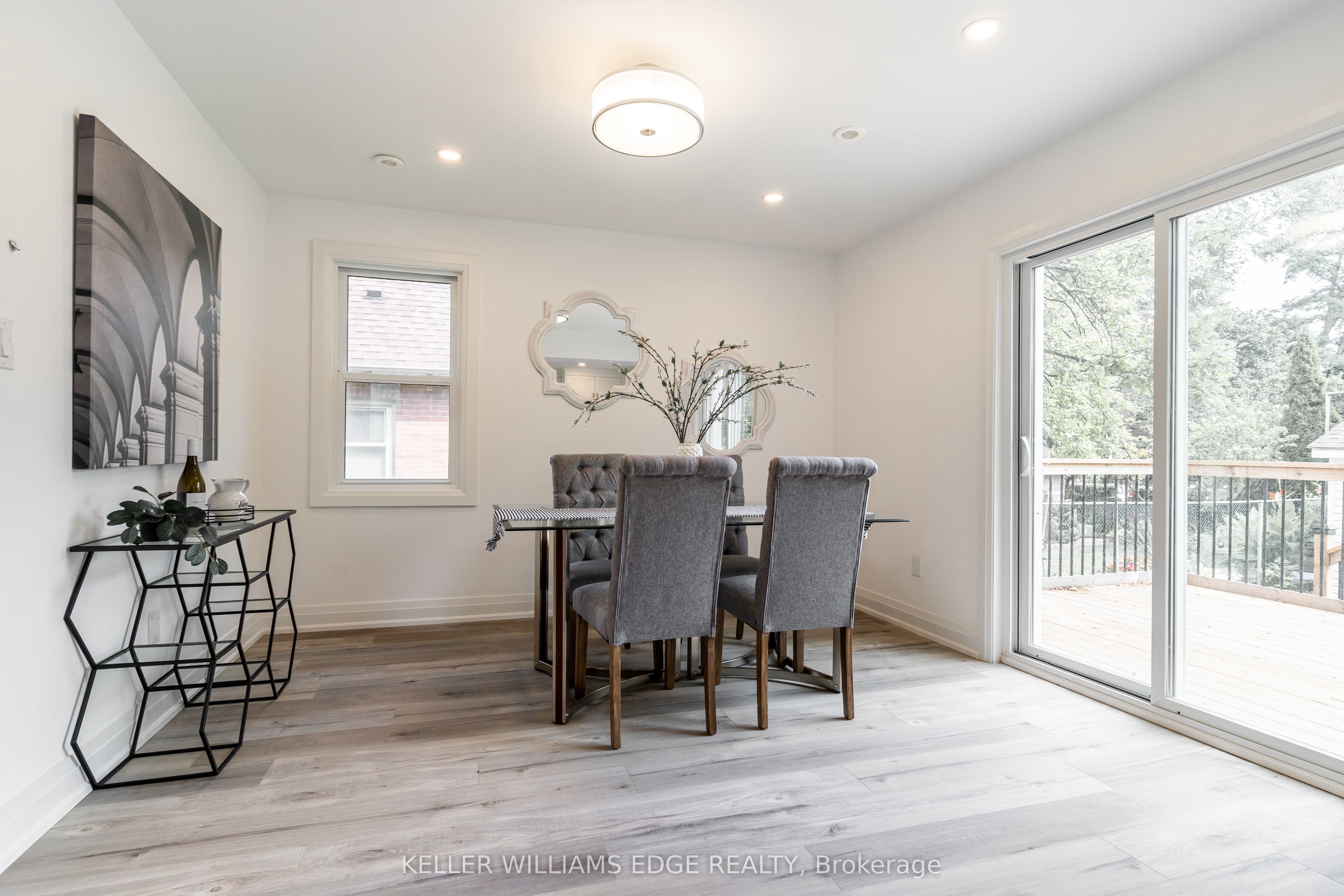 Photo 12 of 367 Hillside Avenue, Hamilton, Glenview — HOMEH