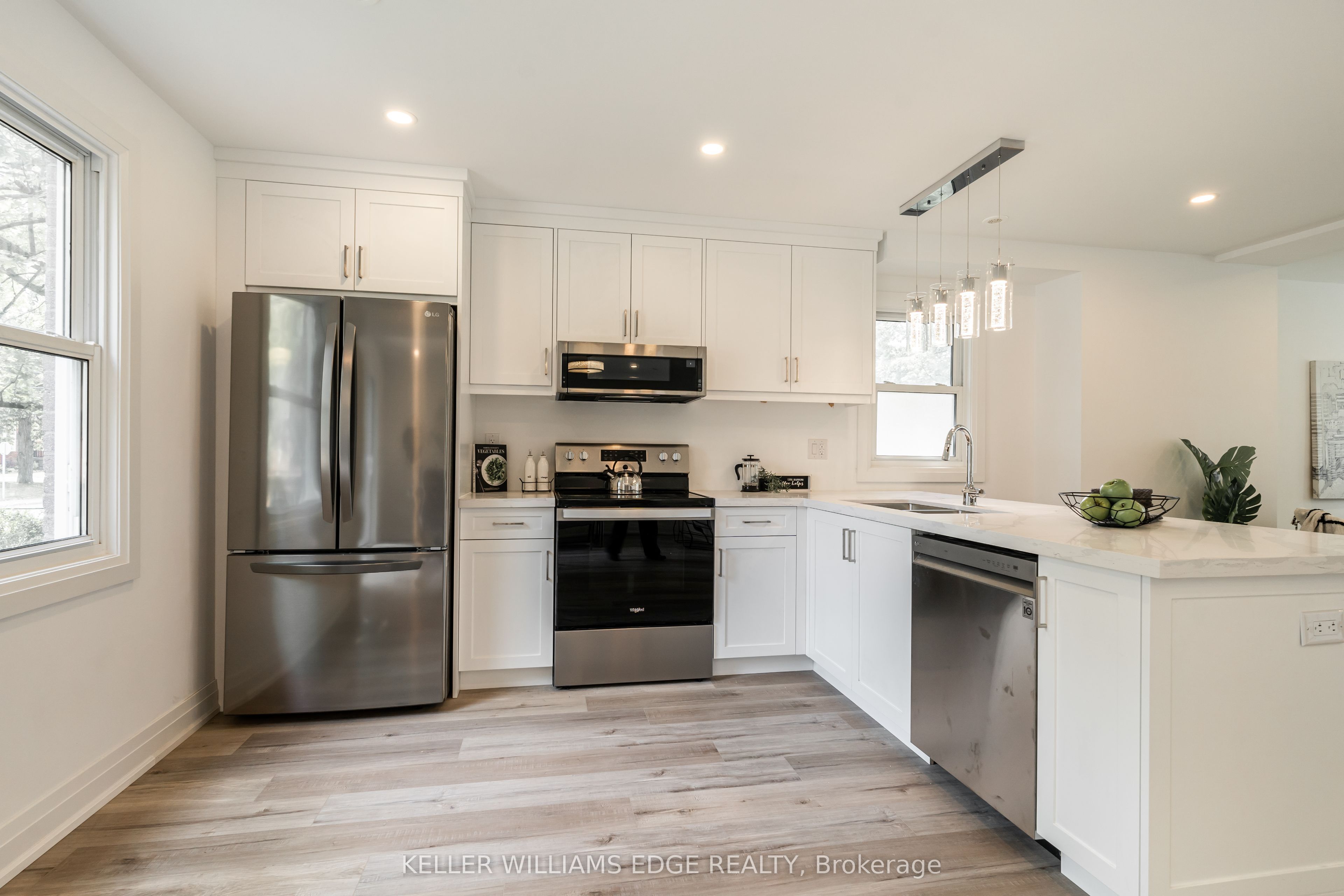 Photo 8 of 367 Hillside Avenue, Hamilton, Glenview — HOMEH