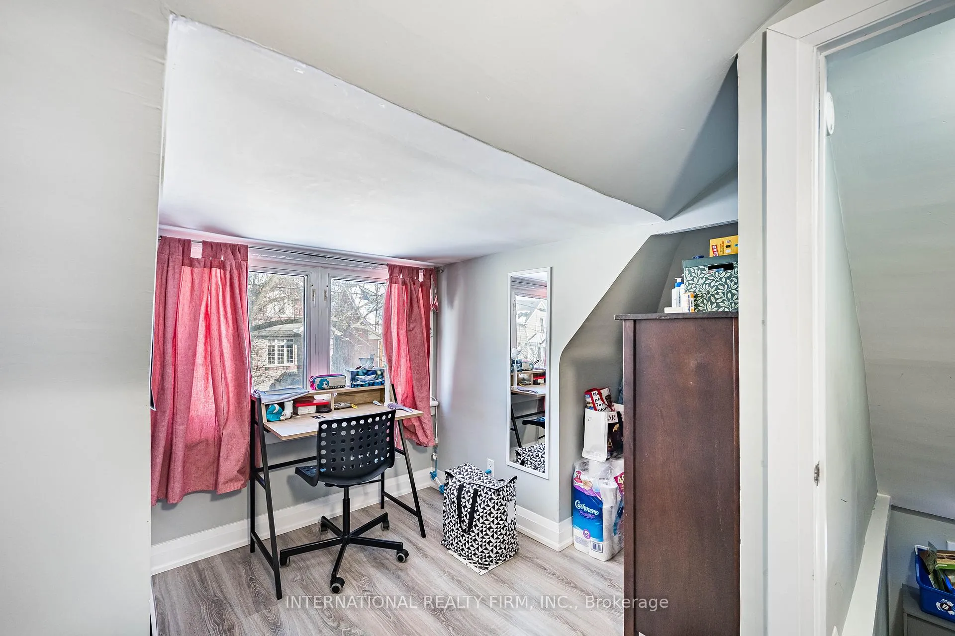 Photo 33 of 39 Holmes Avenue, Hamilton, Ainslie Wood — HOMEH