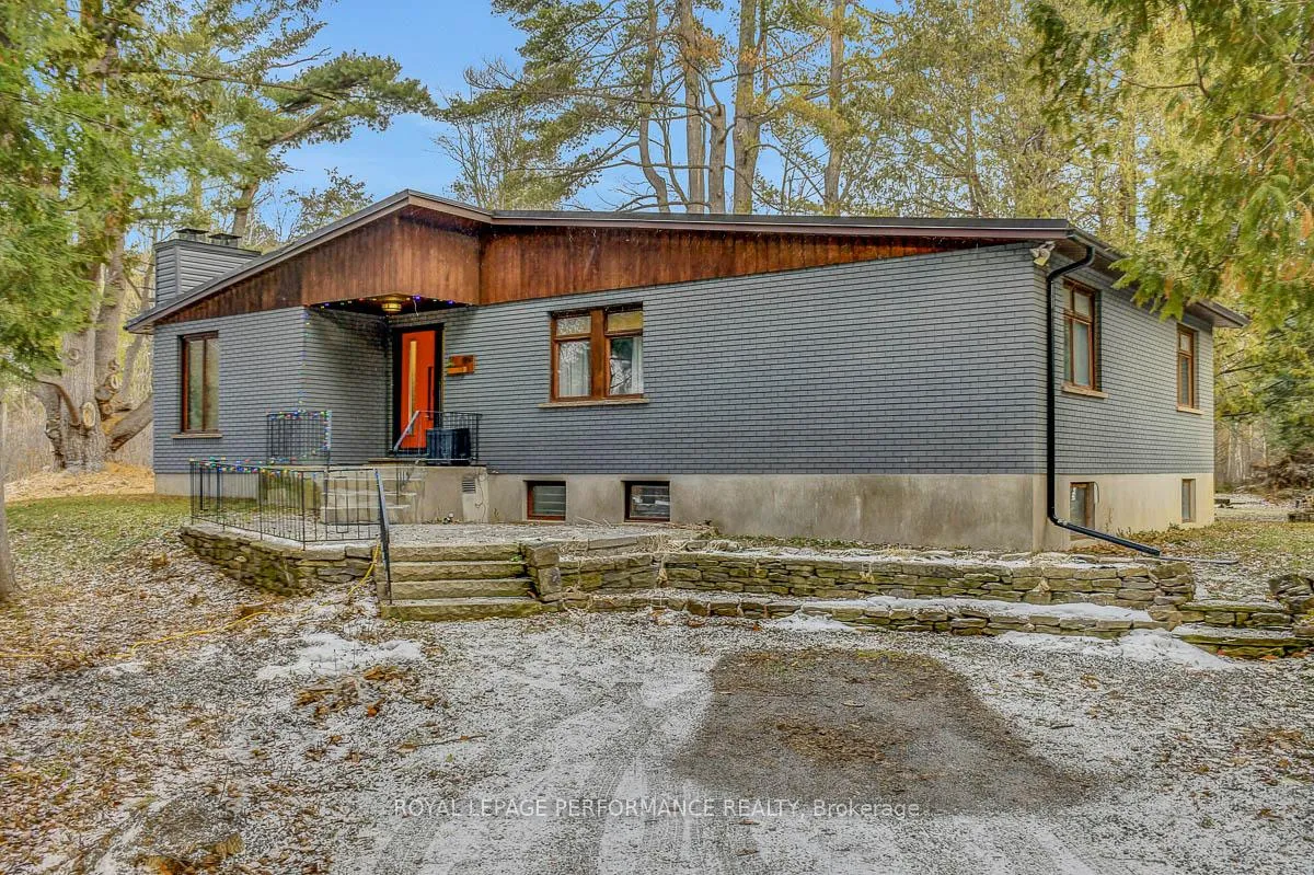 Front of 4167 Farmers Way