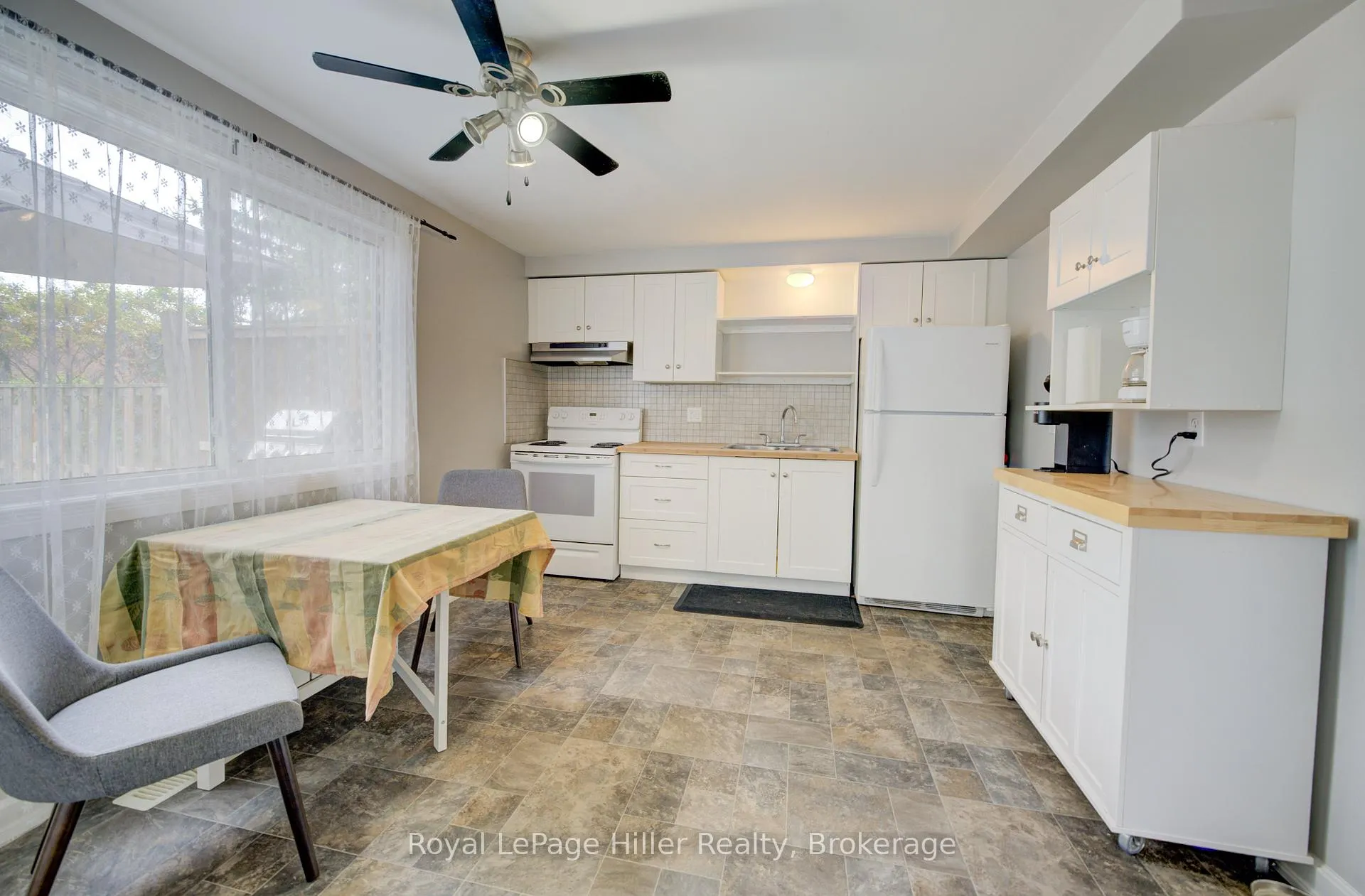 Photo 7 of 56 Crehan Crescent, Stratford — HOMEH