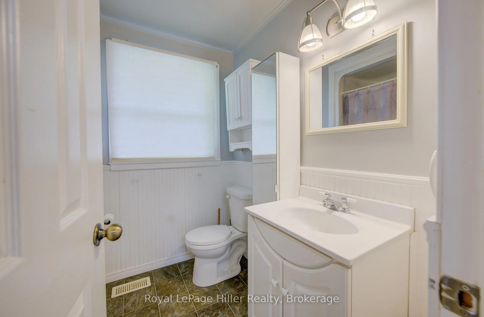 Photo 13 of 56 Crehan Crescent, Stratford — HOMEH