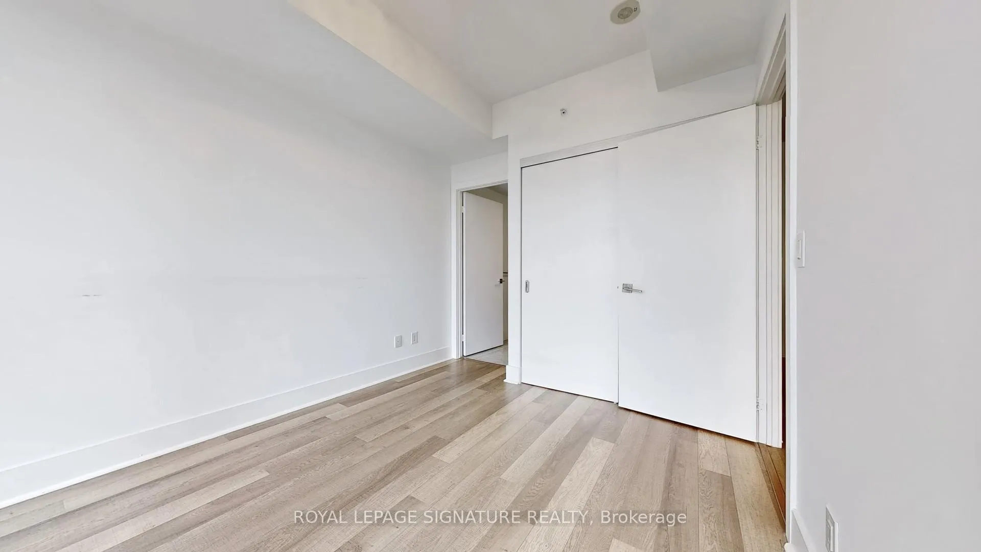 Photo 10 of Unit 1705, 32 Davenport Road, Toronto, The Annex — HOMEH