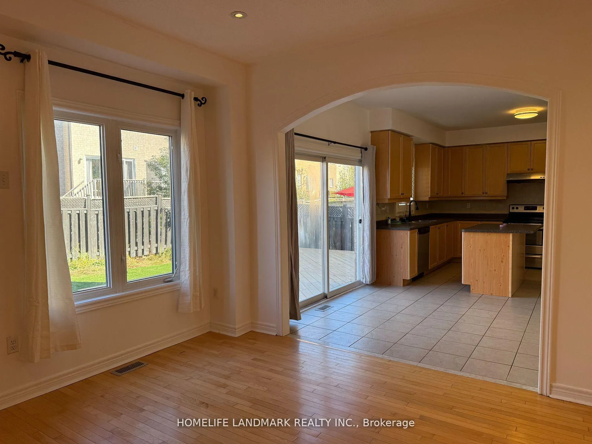 Photo 5 of 37 Osmond Appleton Road, Markham, Greensborough — HOMEH