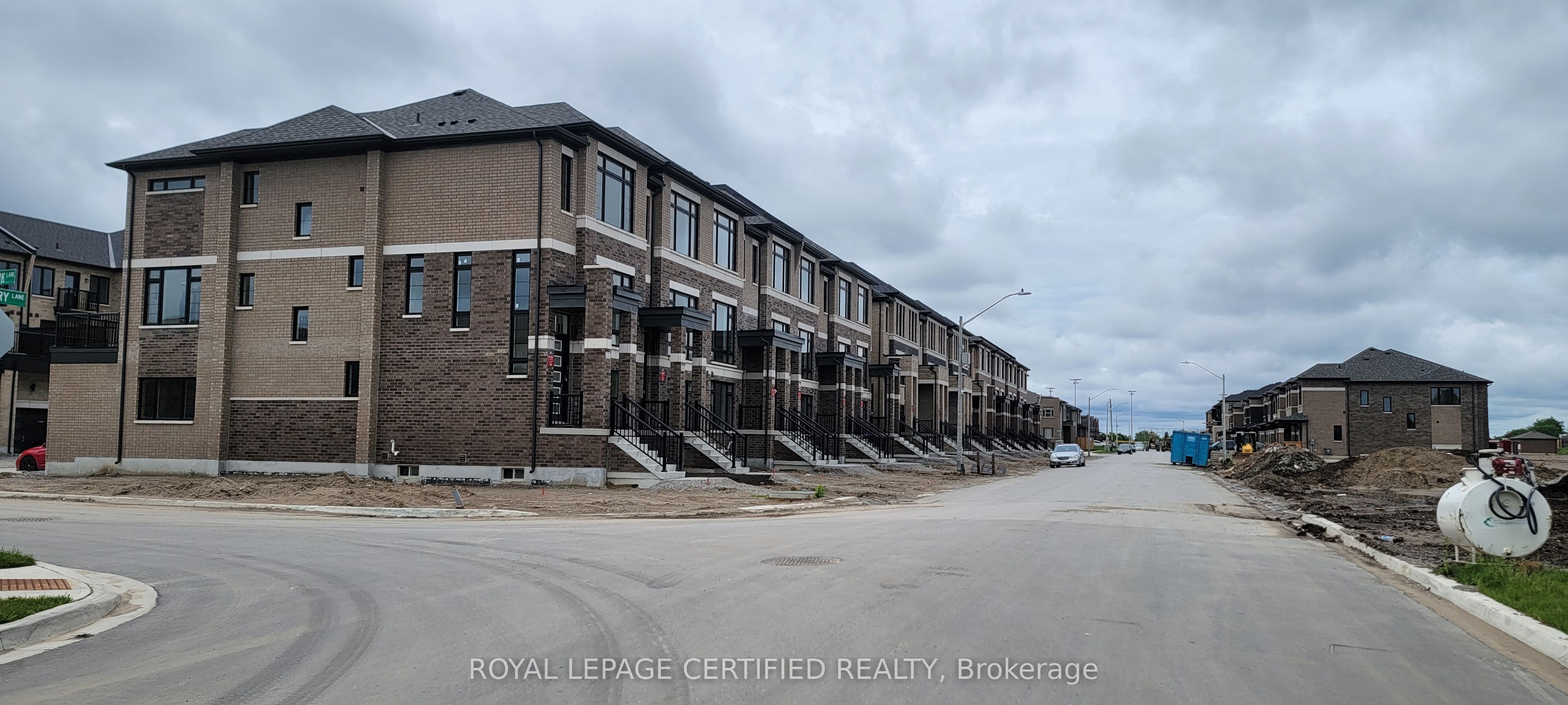 Photo 1 of 31 Cherryhill Lane, Barrie, Painswick South — HOMEH