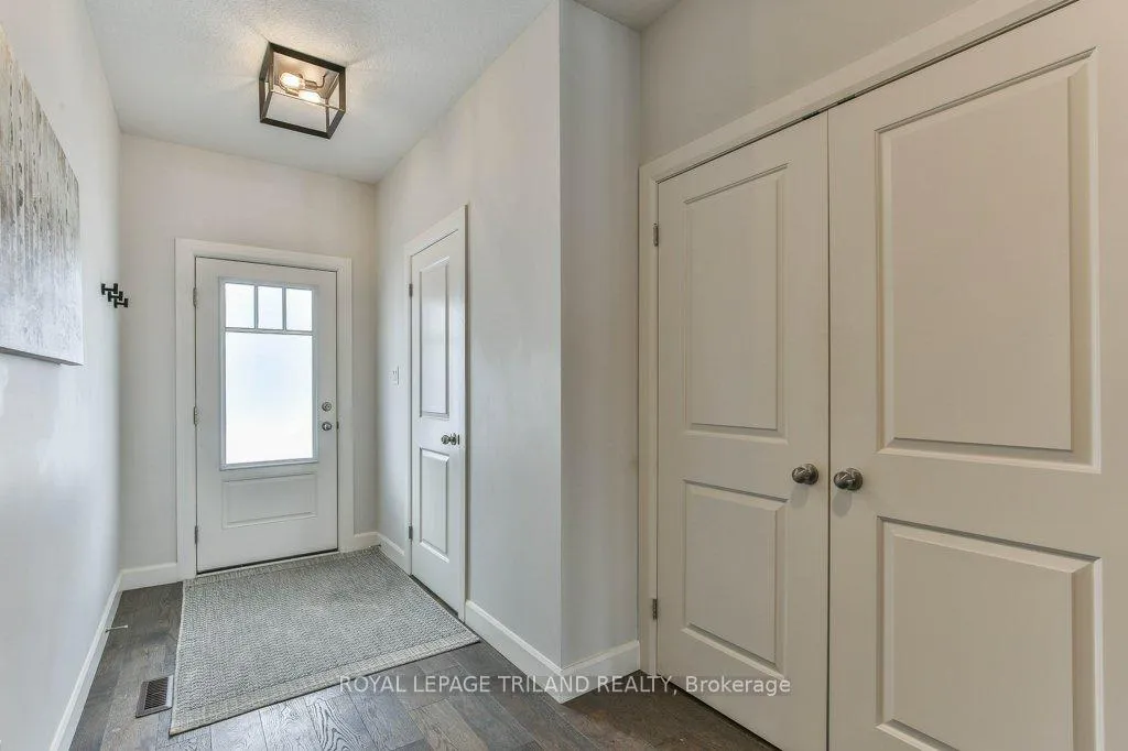 Photo 7 of Unit 41, 2491 Tokala Trail, London, North S — HOMEH