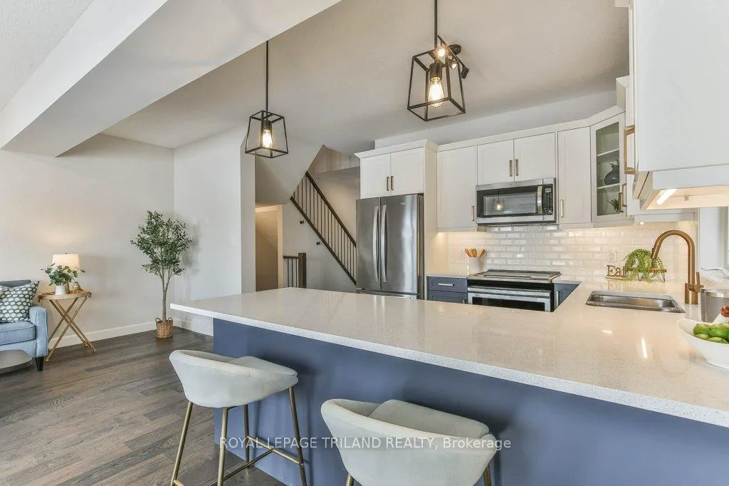 Photo 15 of Unit 41, 2491 Tokala Trail, London, North S — HOMEH