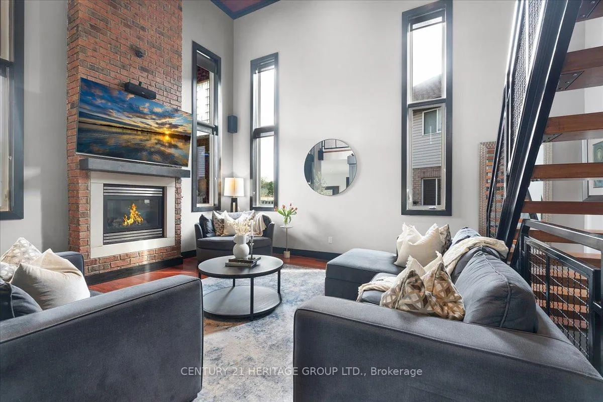 Photo 13 of 340 Old Mud Street, Hamilton, Stoney Creek Mountain — HOMEH