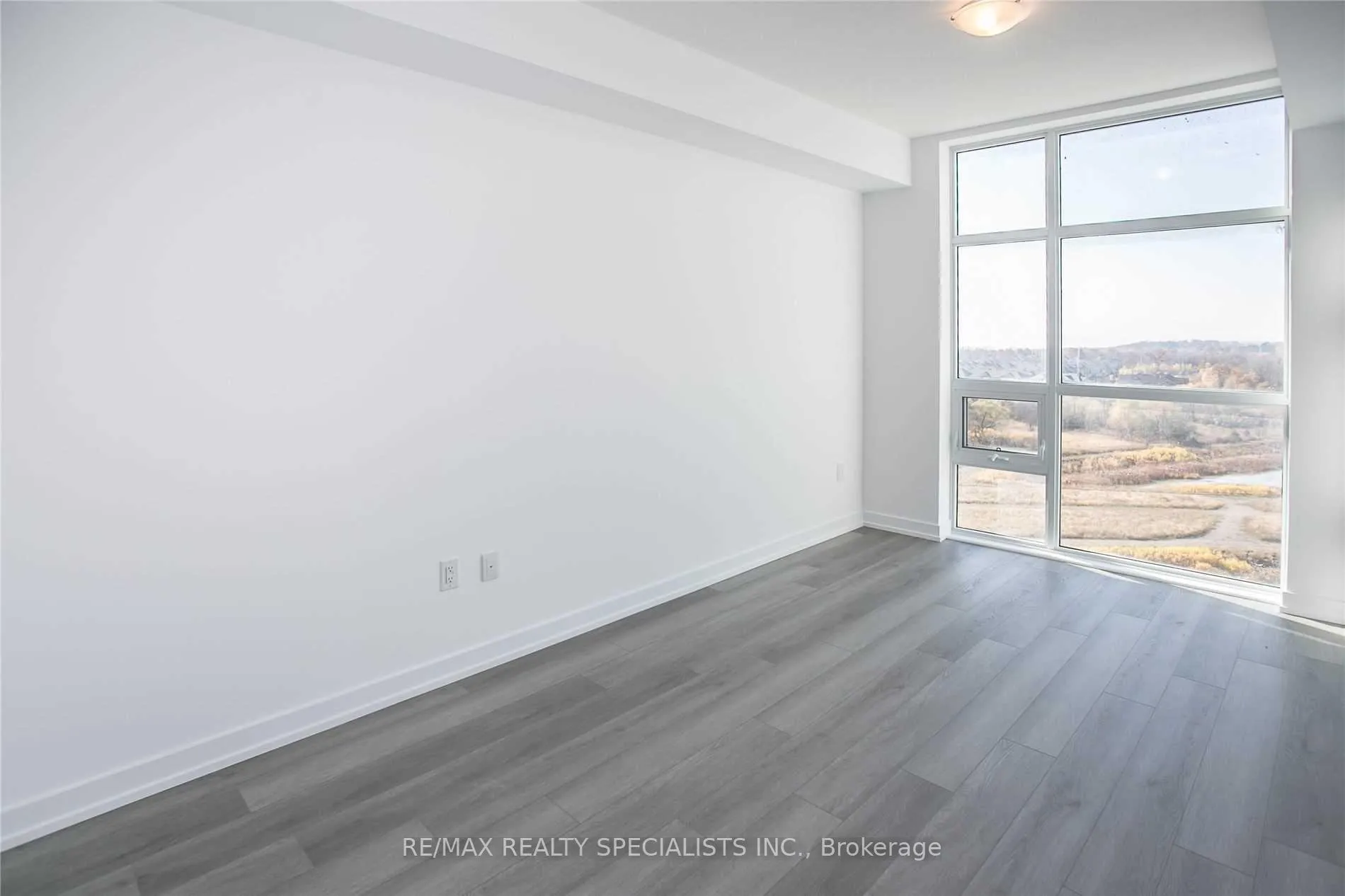 Photo 24 of Unit 913, 450 Dundas Street E, Hamilton, Waterdown — HOMEH