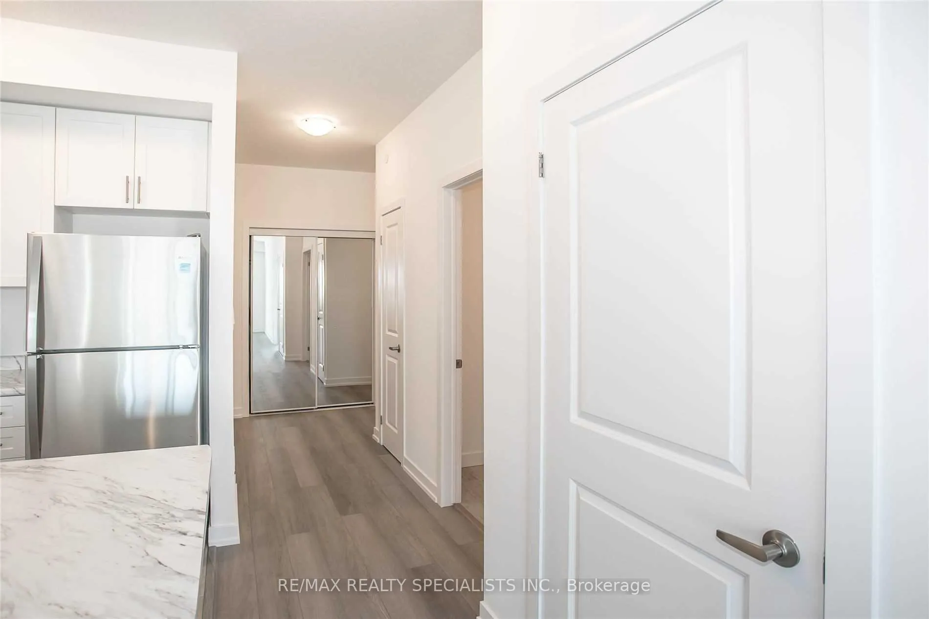 Photo 33 of Unit 913, 450 Dundas Street E, Hamilton, Waterdown — HOMEH