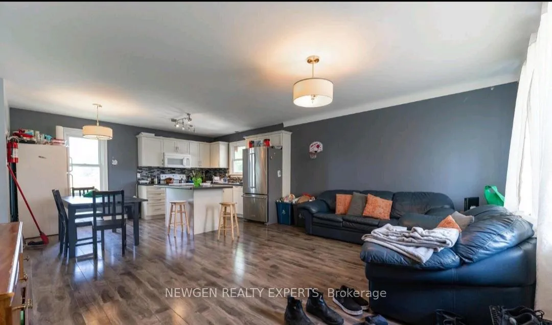 Photo 2 of 52 Broderick Avenue, Thorold, Thorold Downtown — HOMEH