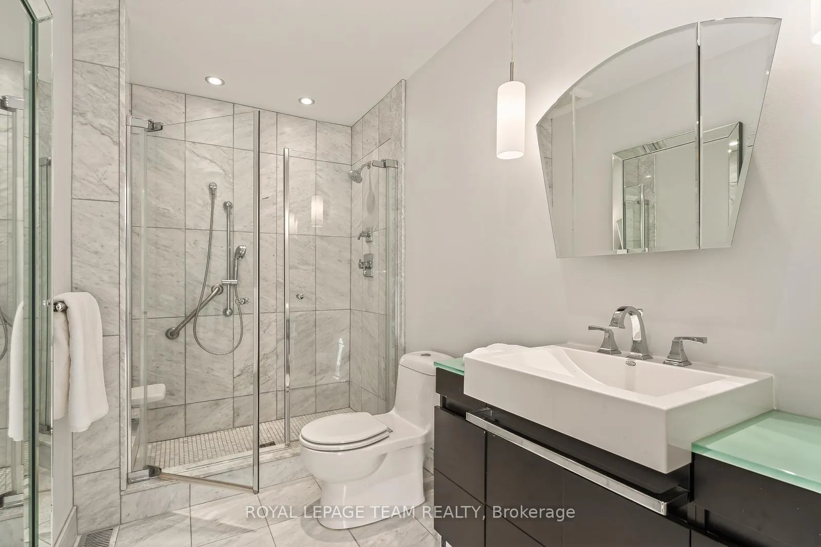 Photo 33 of 230 Sandridge Road, Ottawa, Rockcliffe — HOMEH