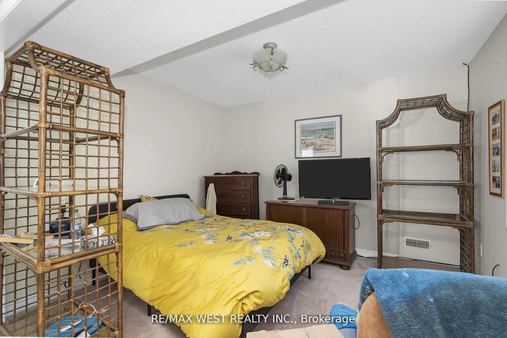 Photo 18 of 362 Avro Road, Vaughan, Maple — HOMEH