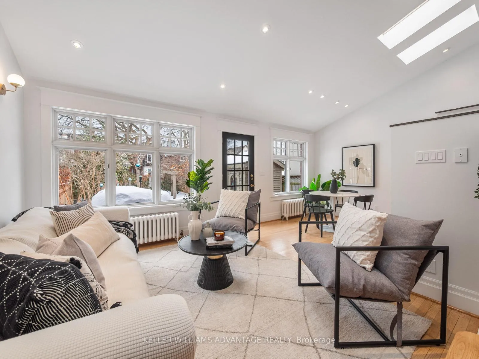 Photo 13 of 53 Rainsford Road, Toronto, The Beaches — HOMEH