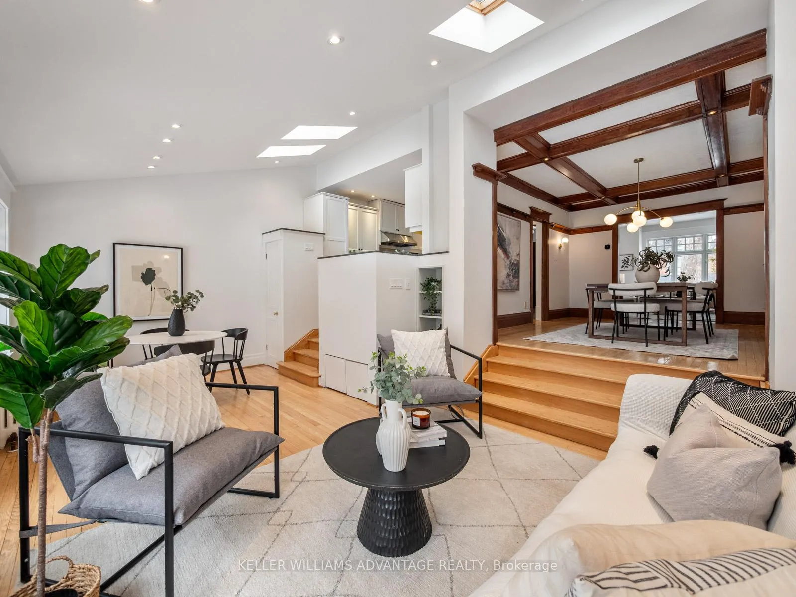 Photo 15 of 53 Rainsford Road, Toronto, The Beaches — HOMEH