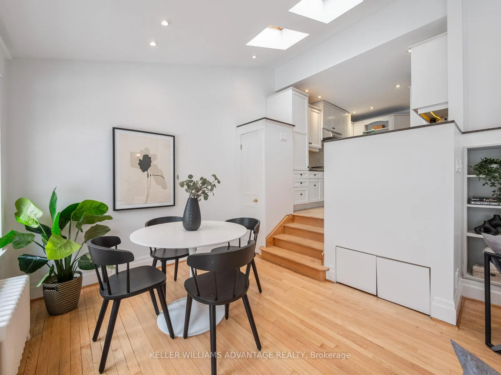 Photo 16 of 53 Rainsford Road, Toronto, The Beaches — HOMEH