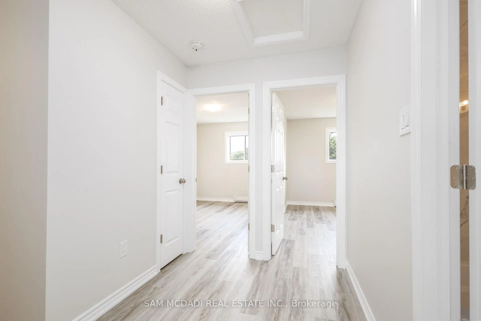 Photo 13 of 29 Birchfield Drive, Clarington, Courtice — HOMEH