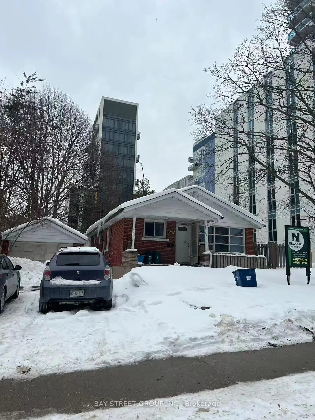 Photo 5 of 249 Sunview Street, Waterloo, Beechwood/University — HOMEH