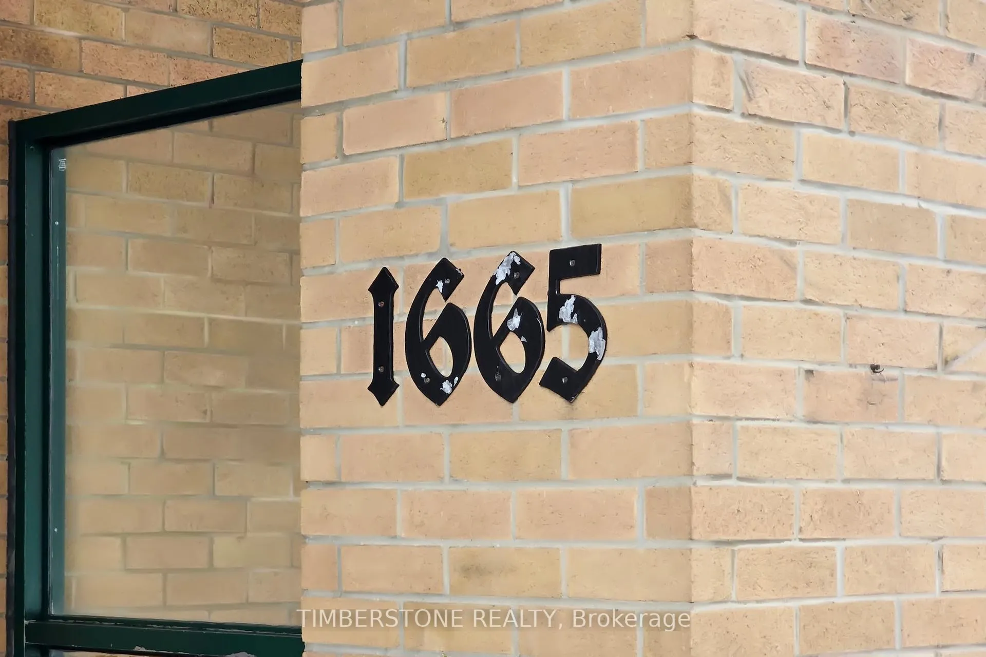 Photo 4 of Unit 705, 1665 Pickering Parkway, Pickering, Village East — HOMEH