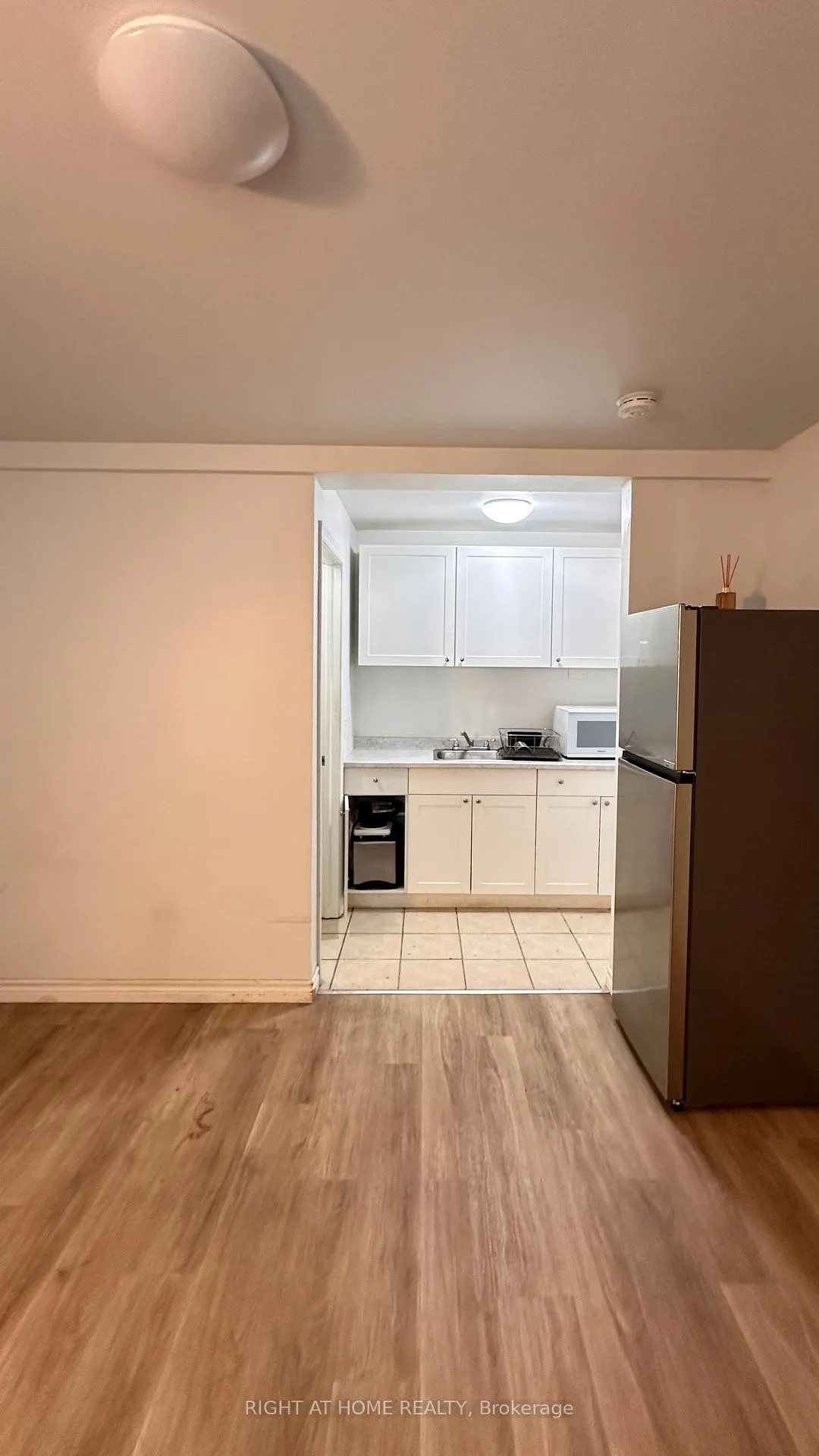 Photo 16 of 380 Bayview Parkway, Orillia — HOMEH