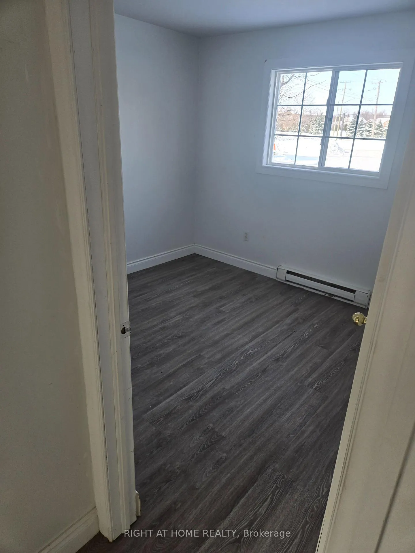 Photo 21 of 380 Bayview Parkway, Orillia — HOMEH