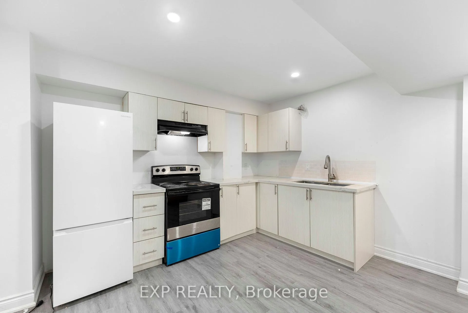 Photo 44 of 485 Tyrone Crescent, Milton, Willmott — HOMEH