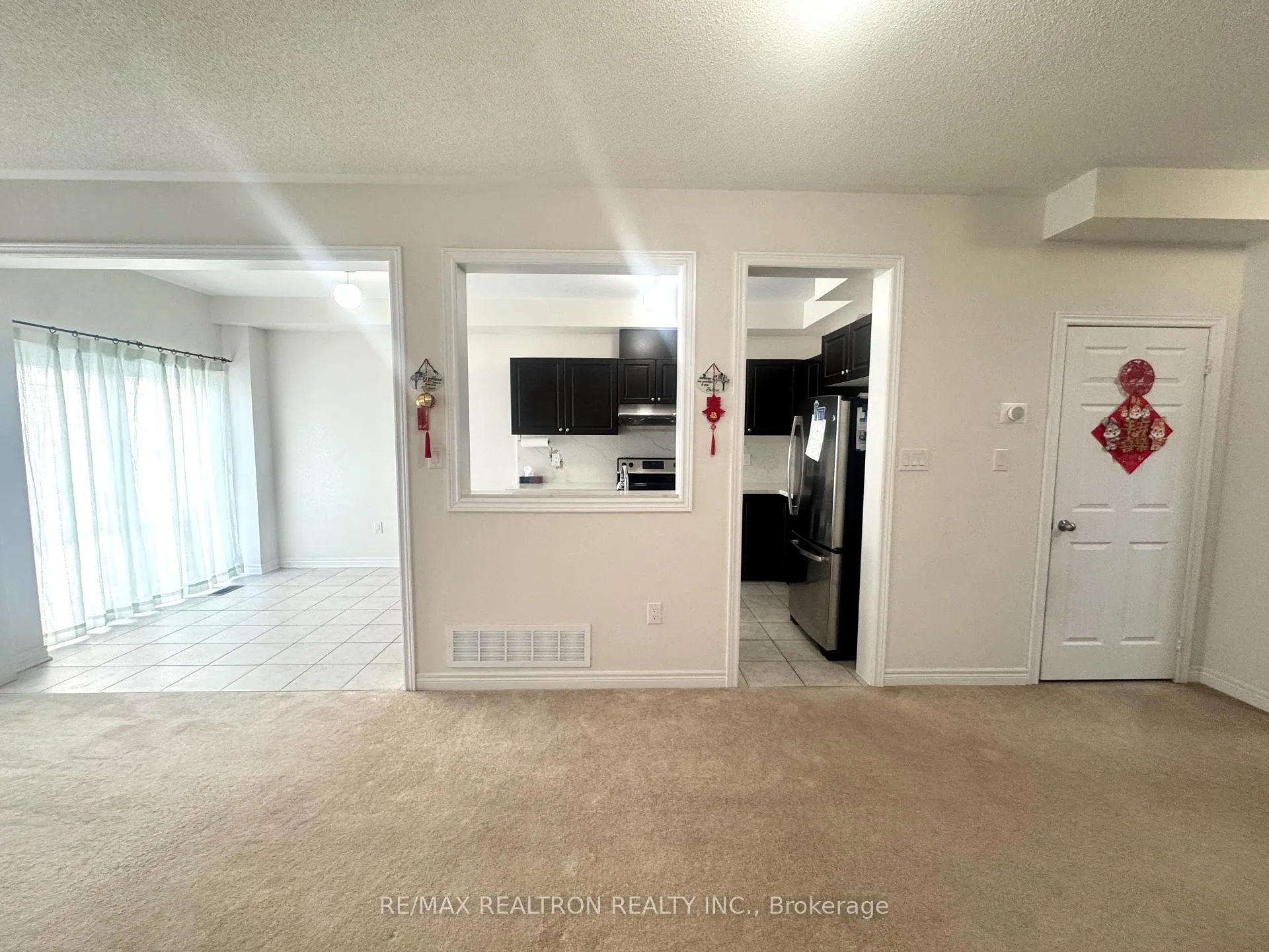 Photo 7 of 69 Fimco Crescent, Markham, Greensborough — HOMEH