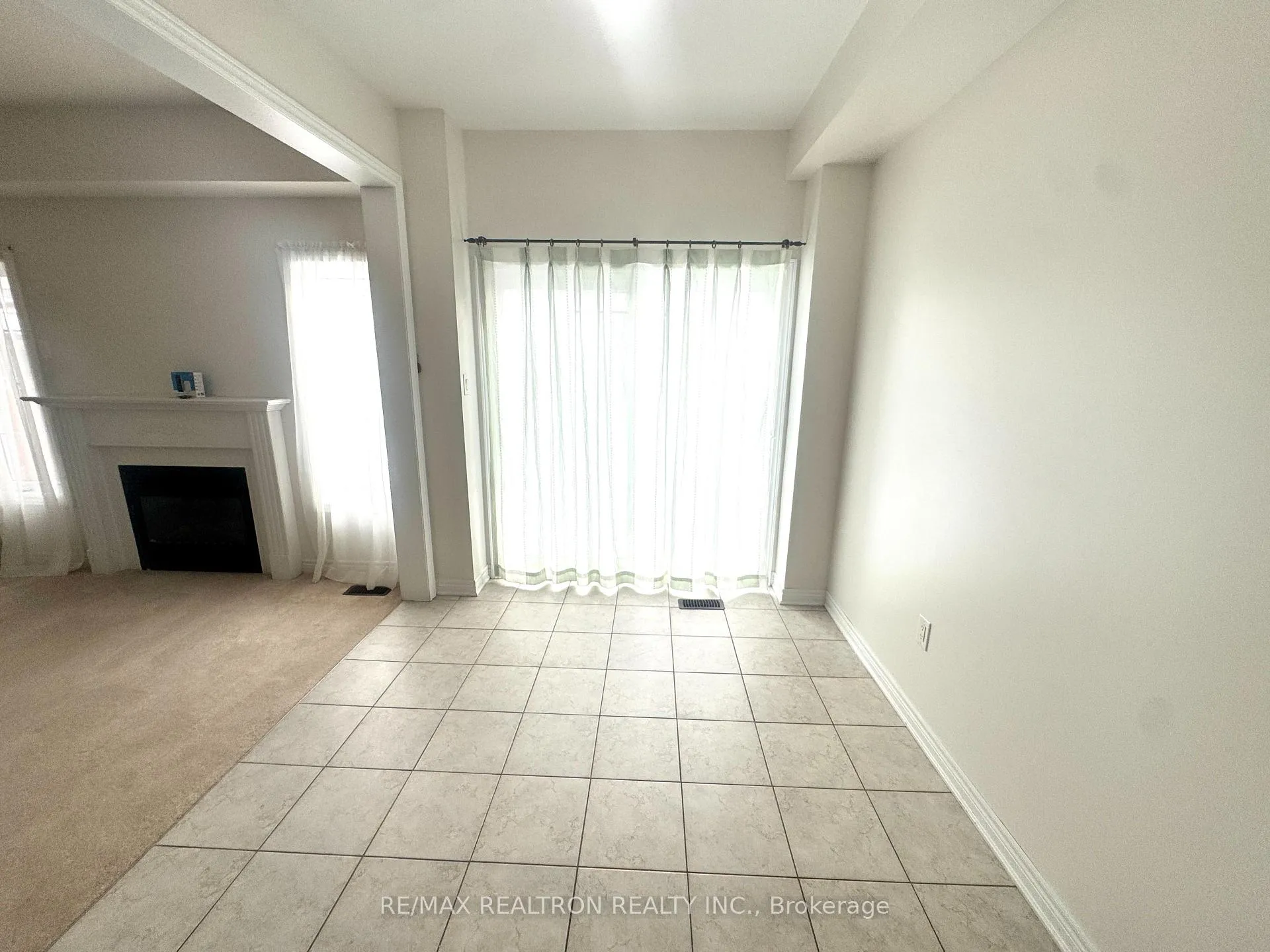 Photo 12 of 69 Fimco Crescent, Markham, Greensborough — HOMEH