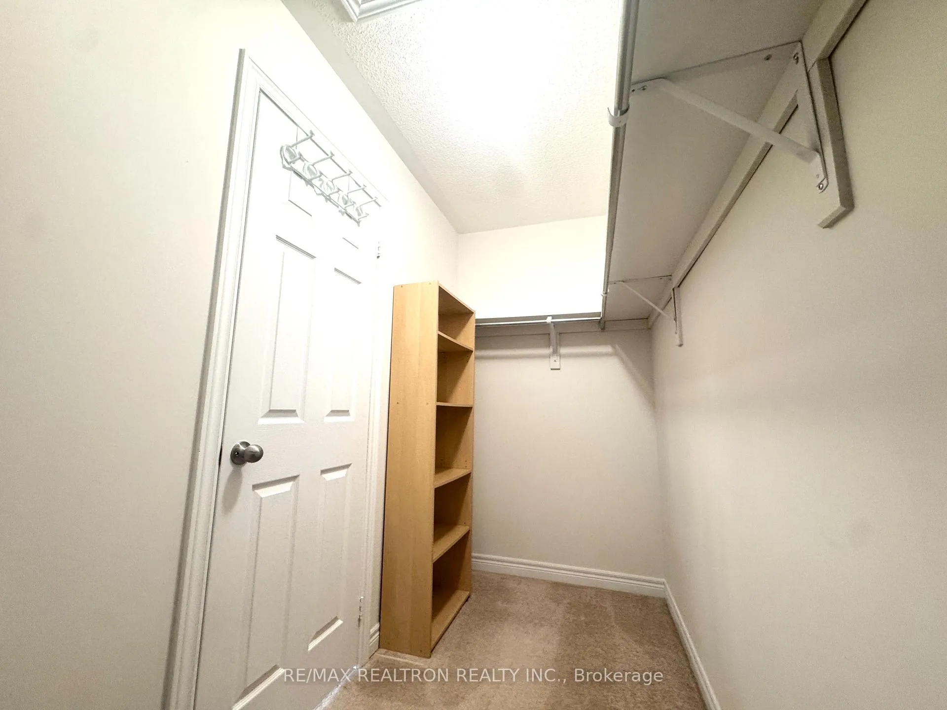 Photo 18 of 69 Fimco Crescent, Markham, Greensborough — HOMEH