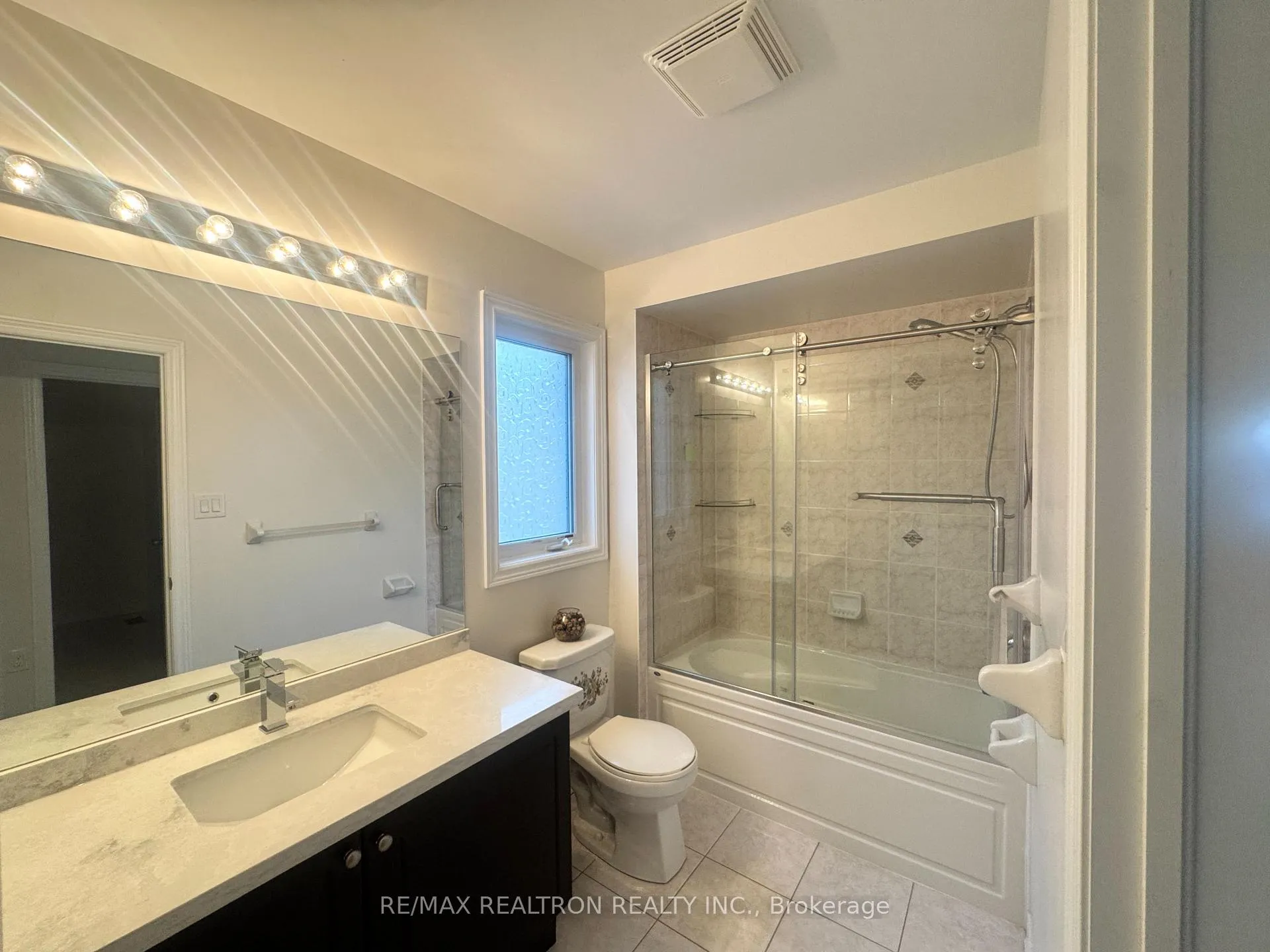 Photo 25 of 69 Fimco Crescent, Markham, Greensborough — HOMEH