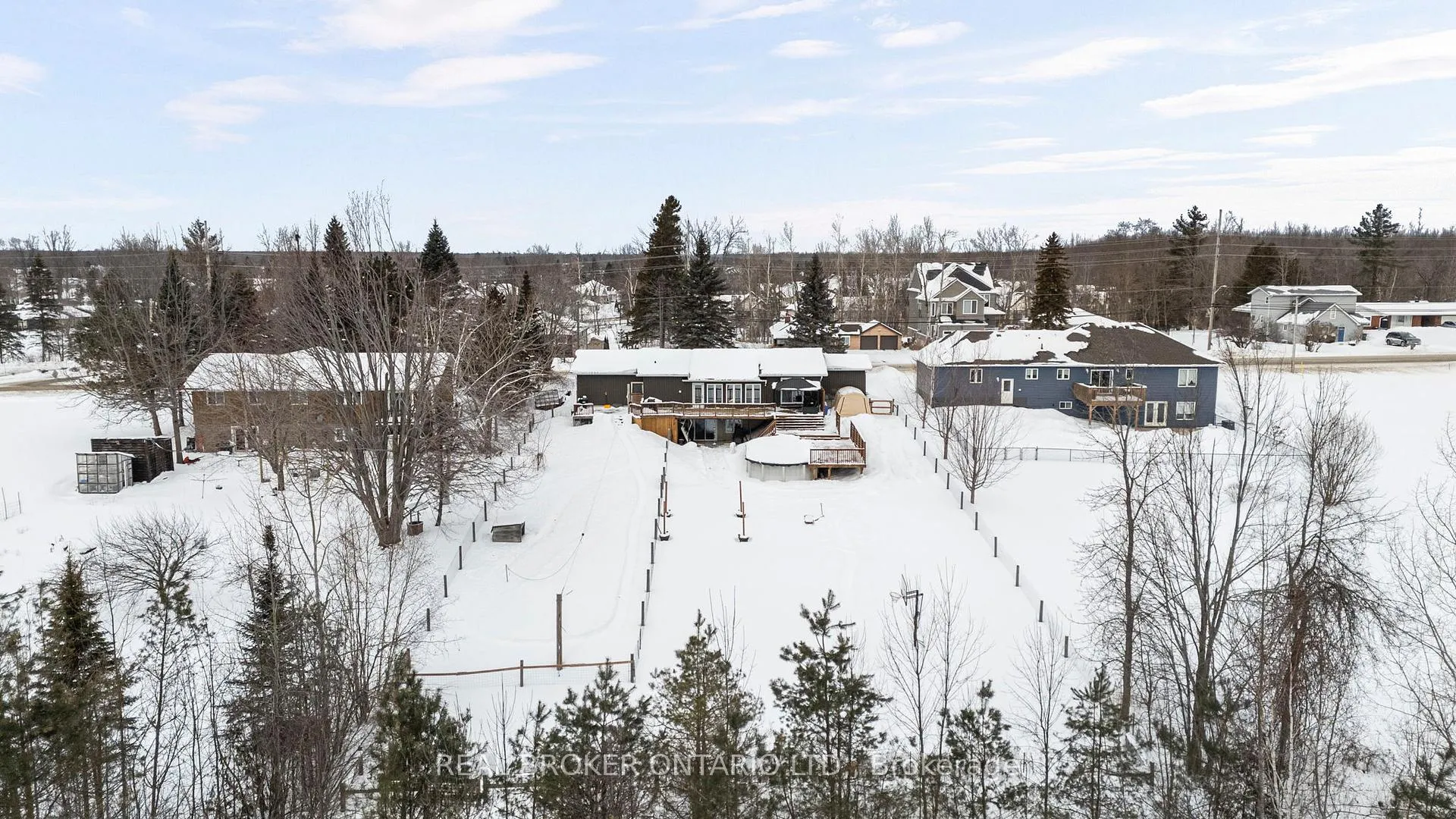 Photo 4 of 93 Simcoe Road, Ramara, Rural Ramara — HOMEH