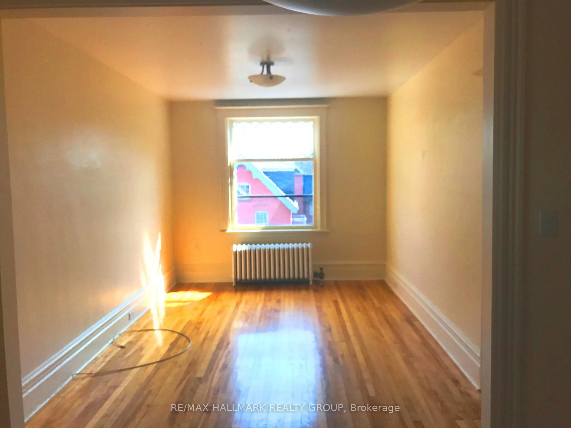 Photo 4 of Unit 6, 421 Lisgar Street, Ottawa, Ottawa Centre — HOMEH