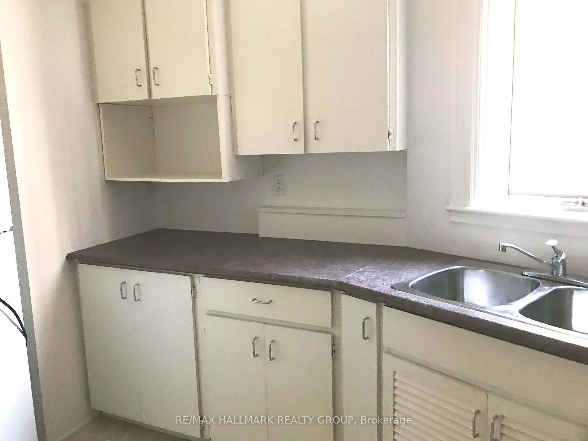 Photo 5 of Unit 6, 421 Lisgar Street, Ottawa, Ottawa Centre — HOMEH