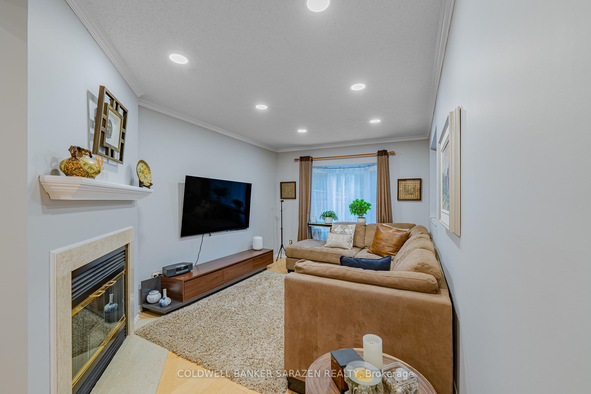 Photo 7 of 108 Ashpark Crescent, Ottawa, Hunt Club Park/Greenboro — HOMEH