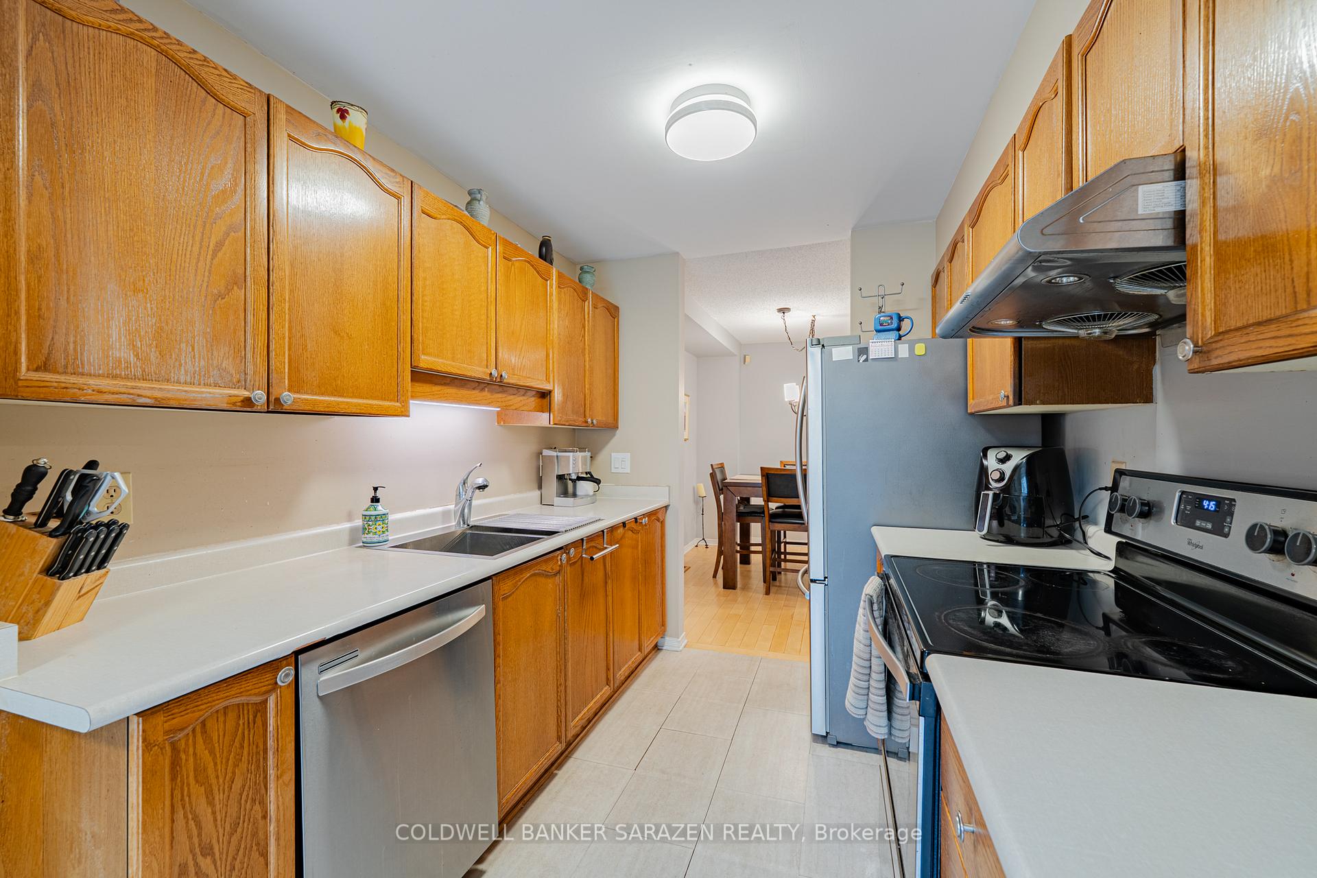 Photo 13 of 108 Ashpark Crescent, Ottawa, Hunt Club Park/Greenboro — HOMEH
