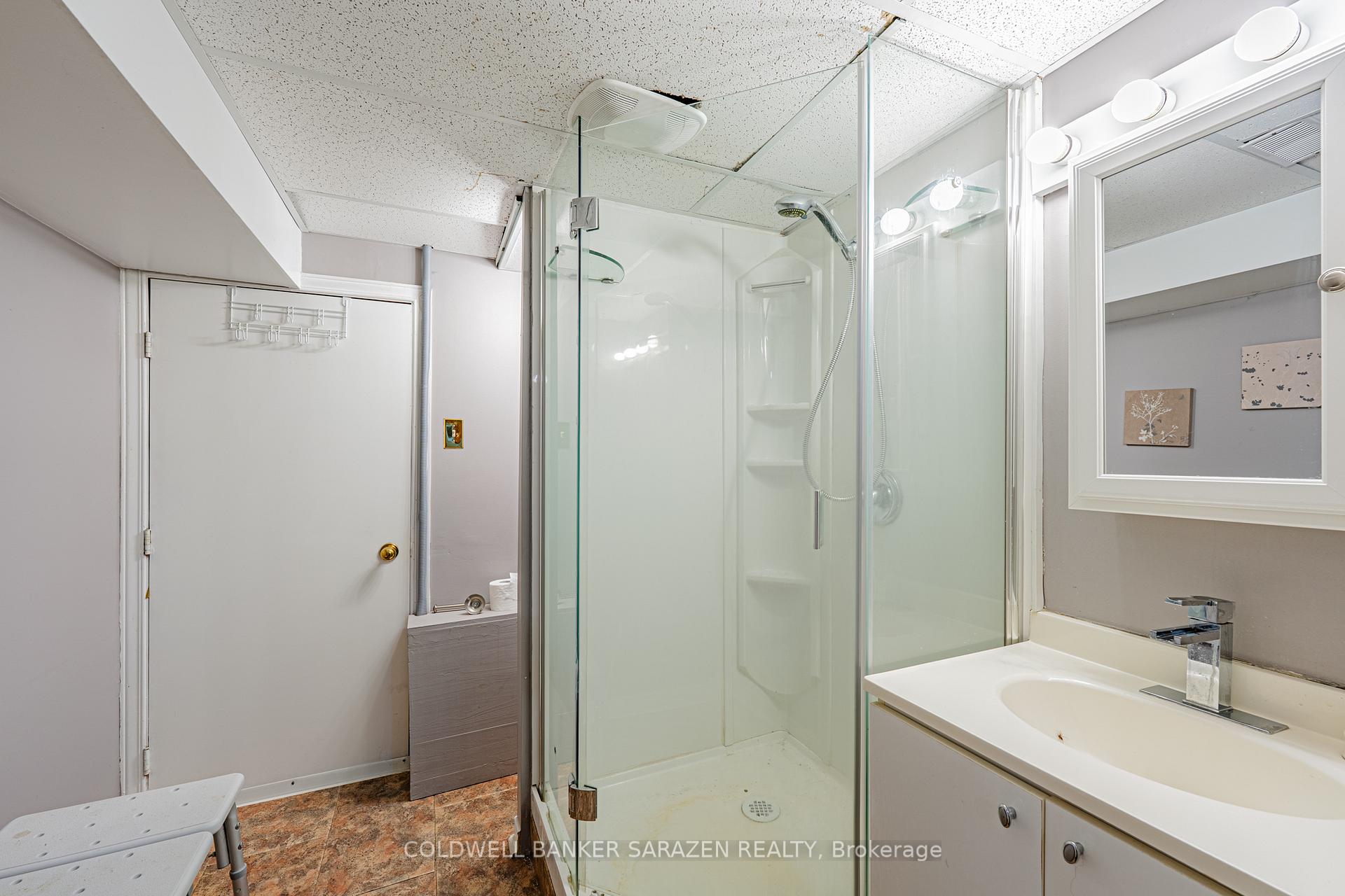 Photo 32 of 108 Ashpark Crescent, Ottawa, Hunt Club Park/Greenboro — HOMEH