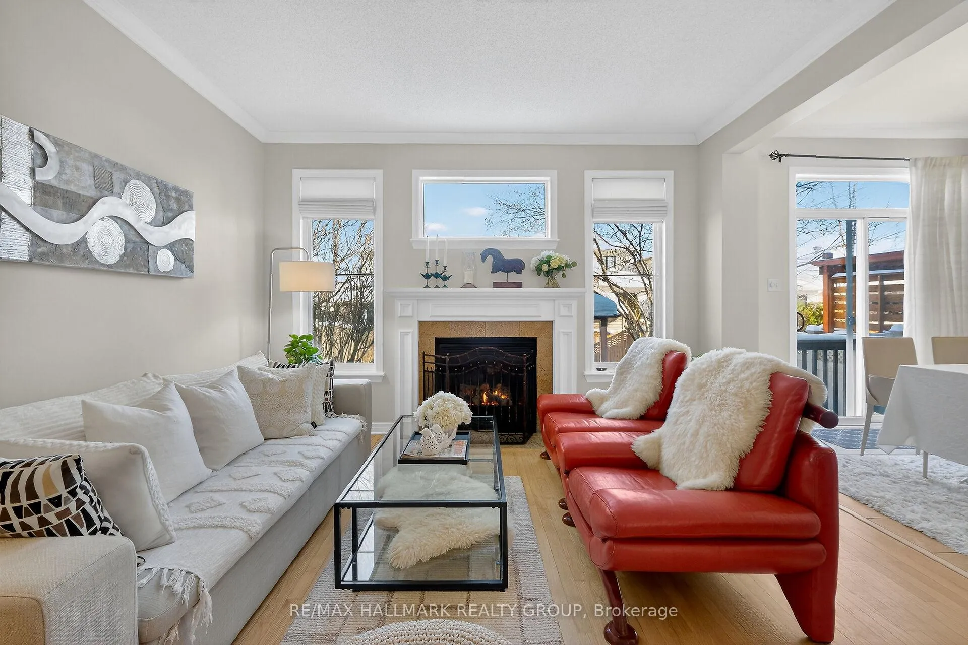 Photo 13 of 1952 Schroeder Crescent, Ottawa, Springridge/East Village — HOMEH