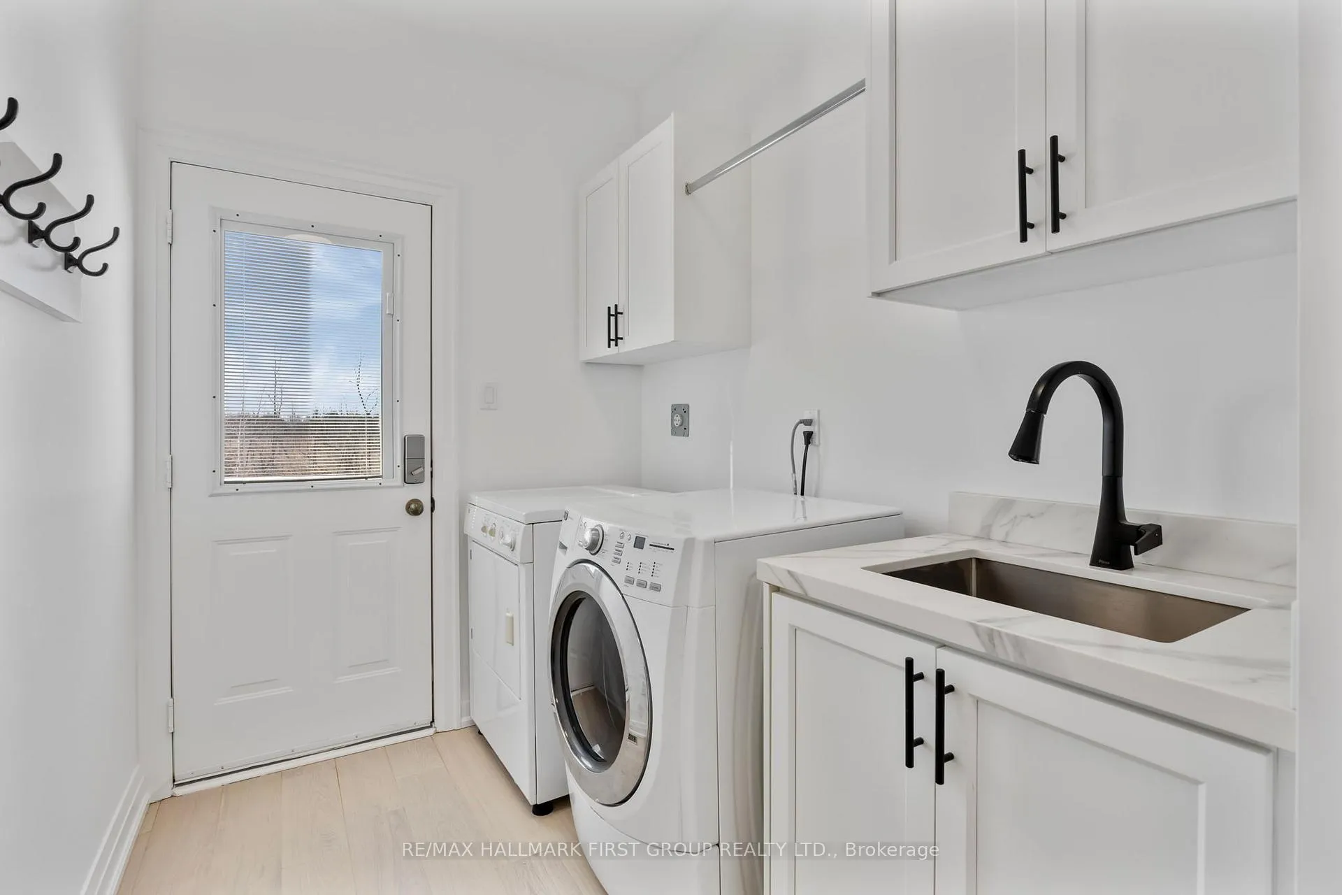 Photo 16 of 796 Audley Road S, Ajax, South East — HOMEH