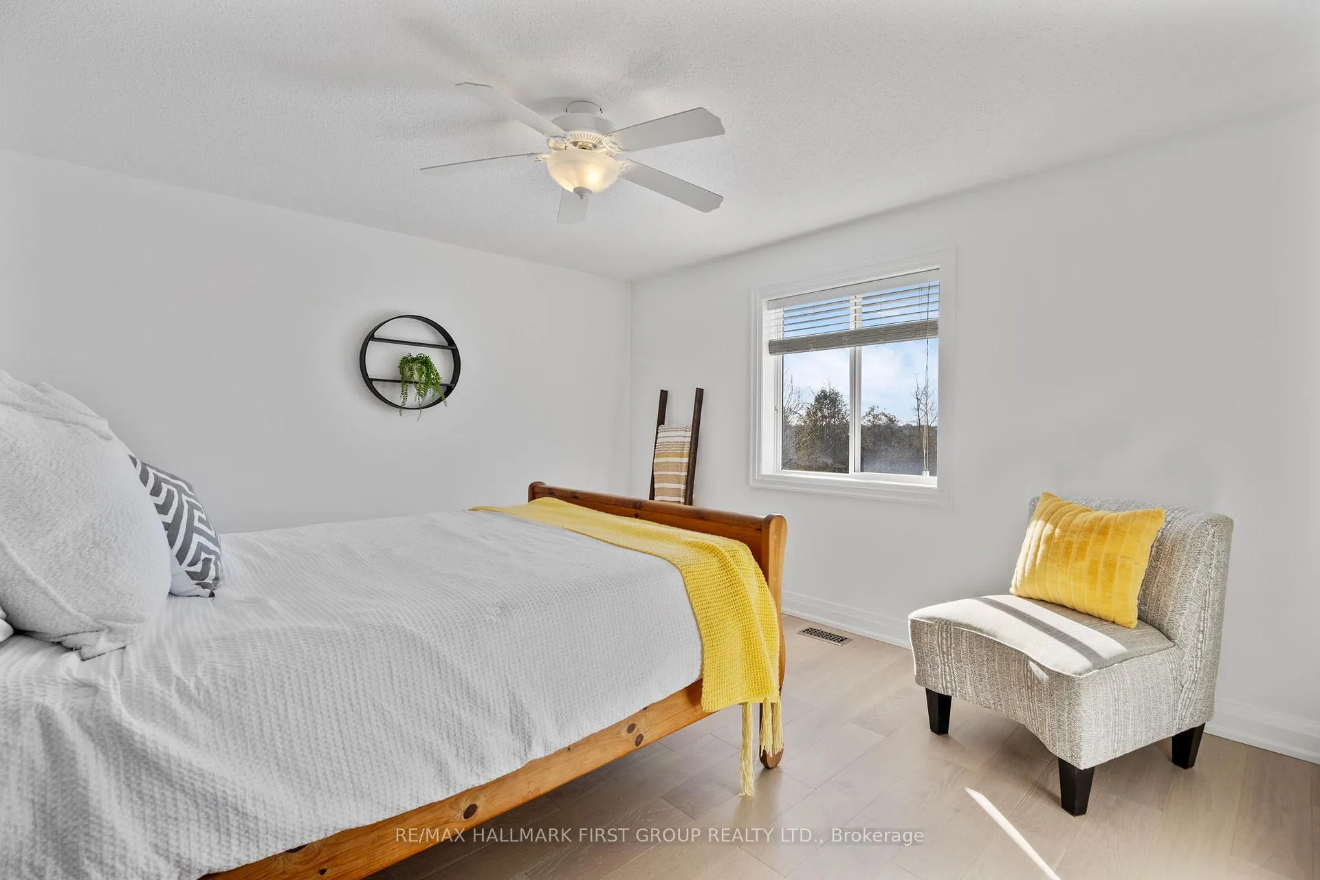 Photo 28 of 796 Audley Road S, Ajax, South East — HOMEH