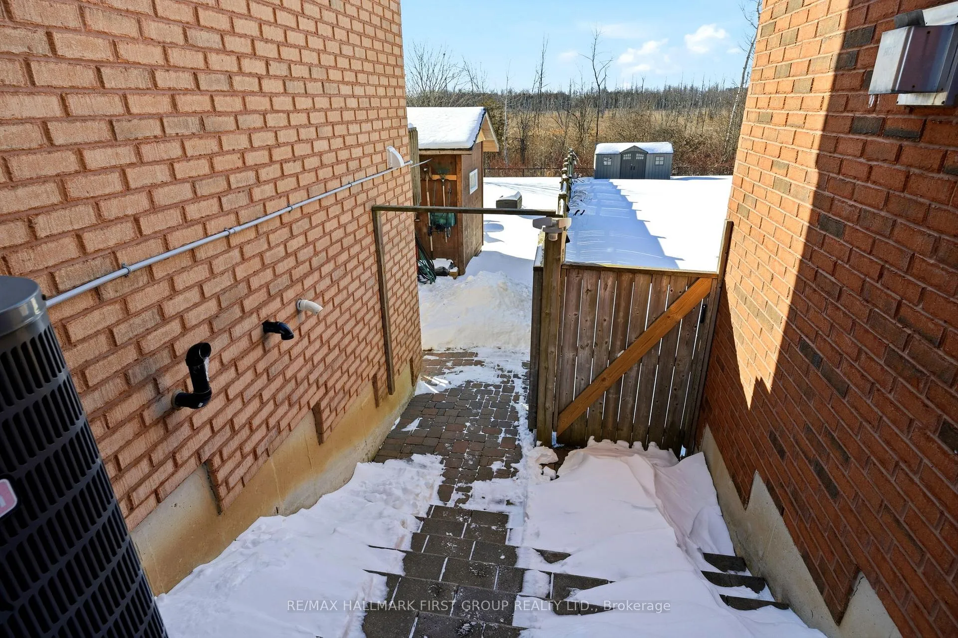 Photo 44 of 796 Audley Road S, Ajax, South East — HOMEH
