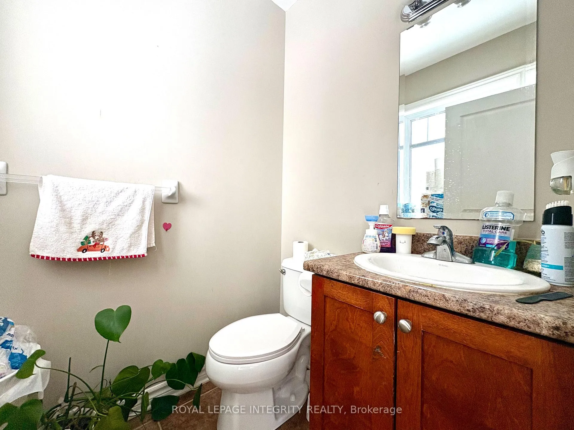 Photo 22 of 26 Torbec Avenue, Ottawa, Kanata - Kanata Lakes/Heritage Hills — HOMEH