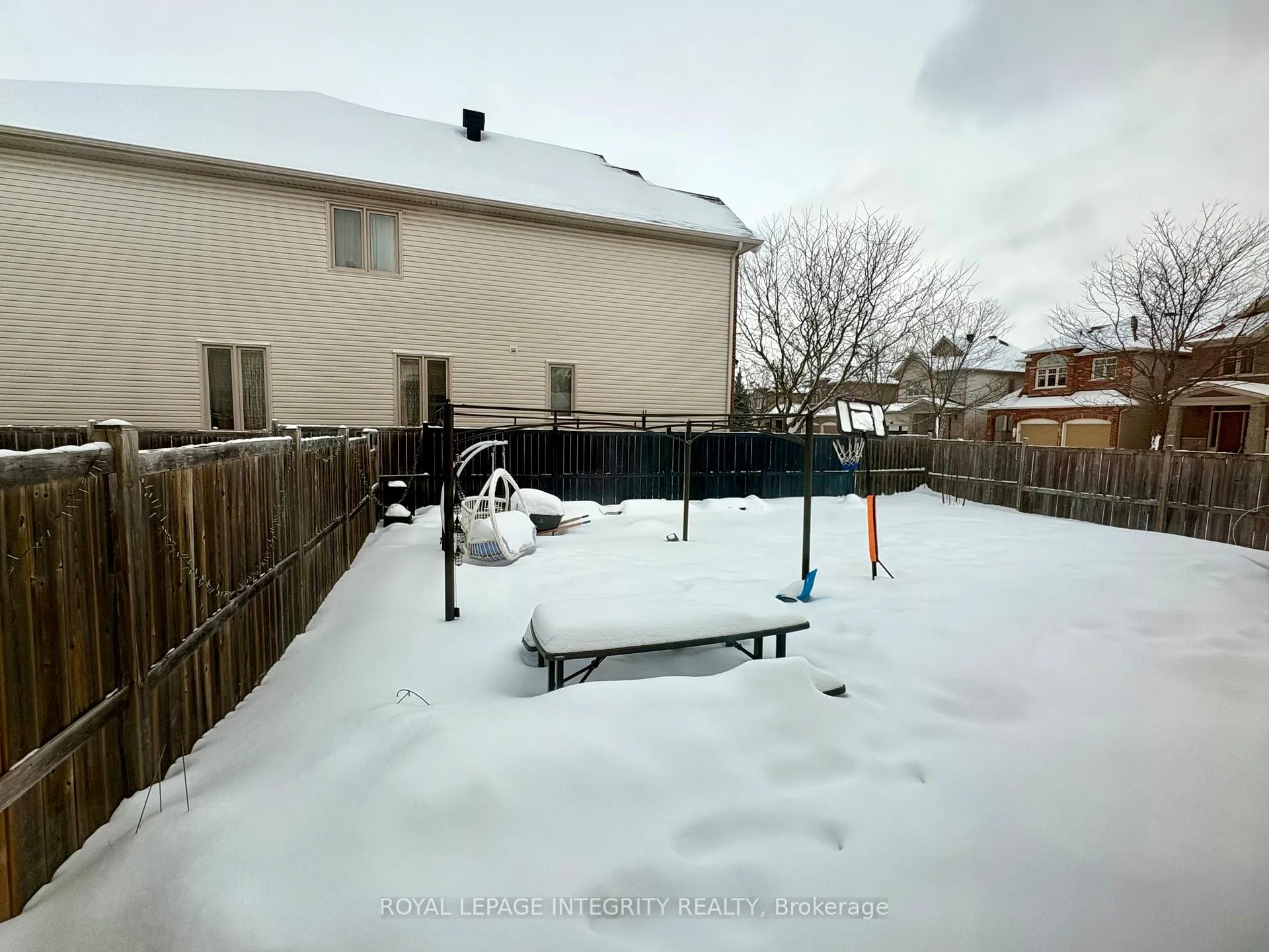 Photo 23 of 26 Torbec Avenue, Ottawa, Kanata - Kanata Lakes/Heritage Hills — HOMEH