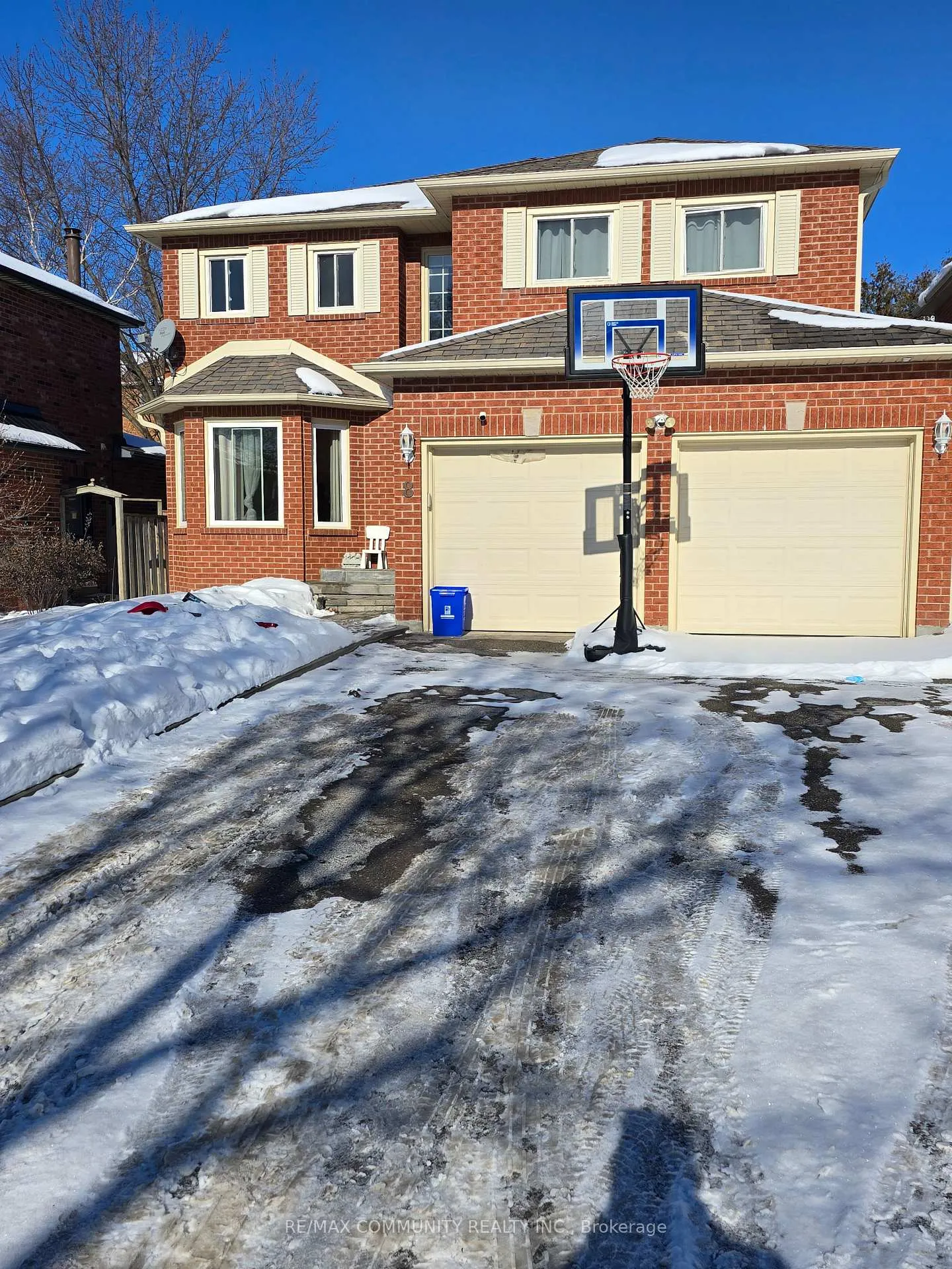 Photo 1 of 8 Carmichael Drive N, Whitby, Pringle Creek — HOMEH